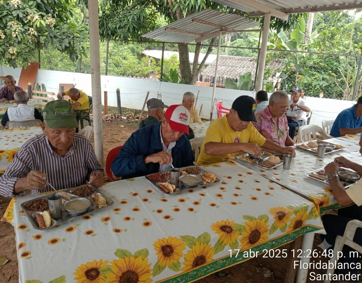 Residentes de FHAMN almorzando juntos al aire libre